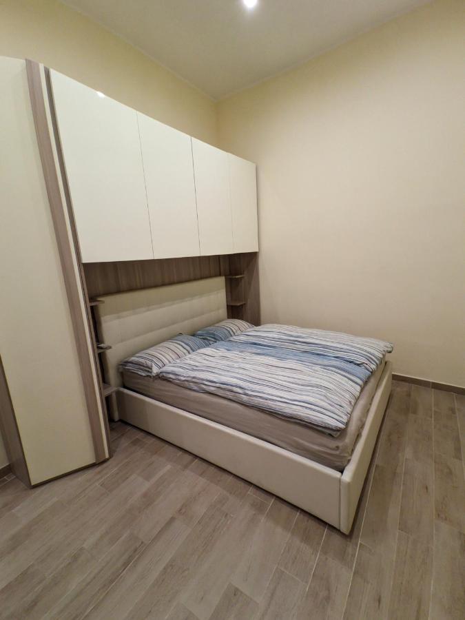 Casa Imperiale Hotel Наполи Екстериор снимка